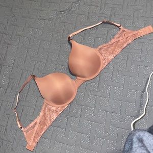 vs bra